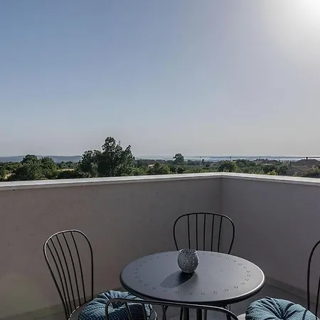 Beautiful With Sea View *