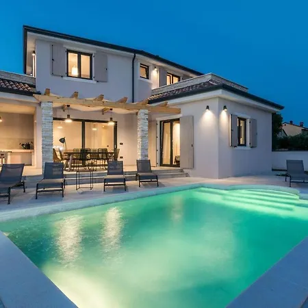 Beautiful With Sea View *